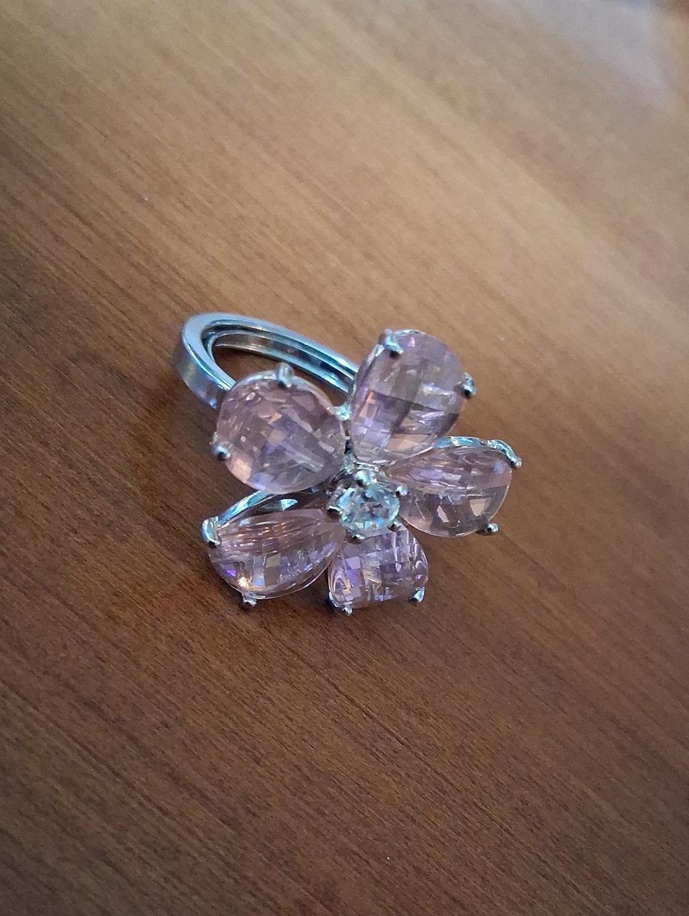 Nancy & Rise Purple Flower Crystal Rhinestone Silver Tone Ring Fits Sizes 8-10